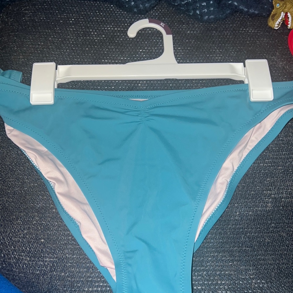 I have one a size xl 16/18 and a size medium 8/10